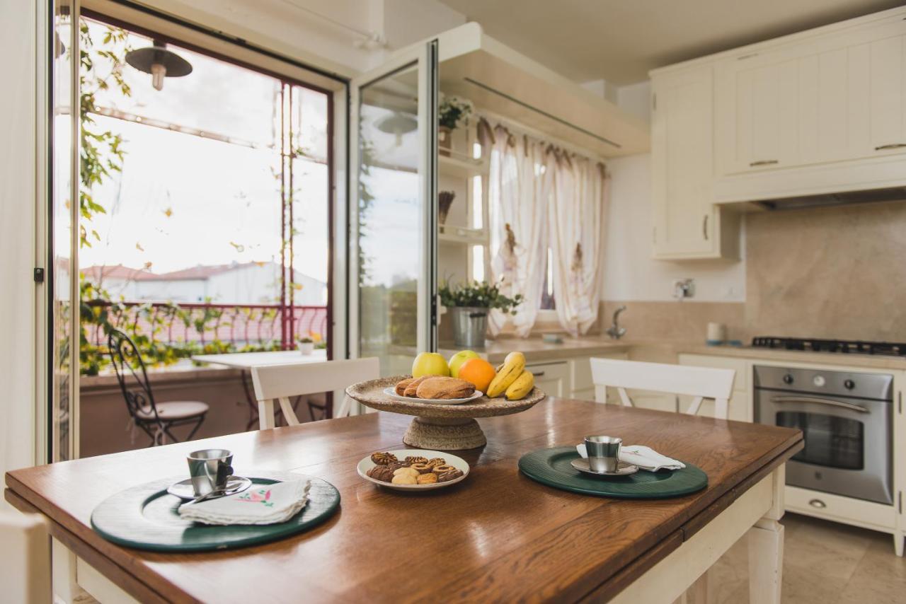 Corso Emanuele Apartments Сан-Винченцо Экстерьер фото