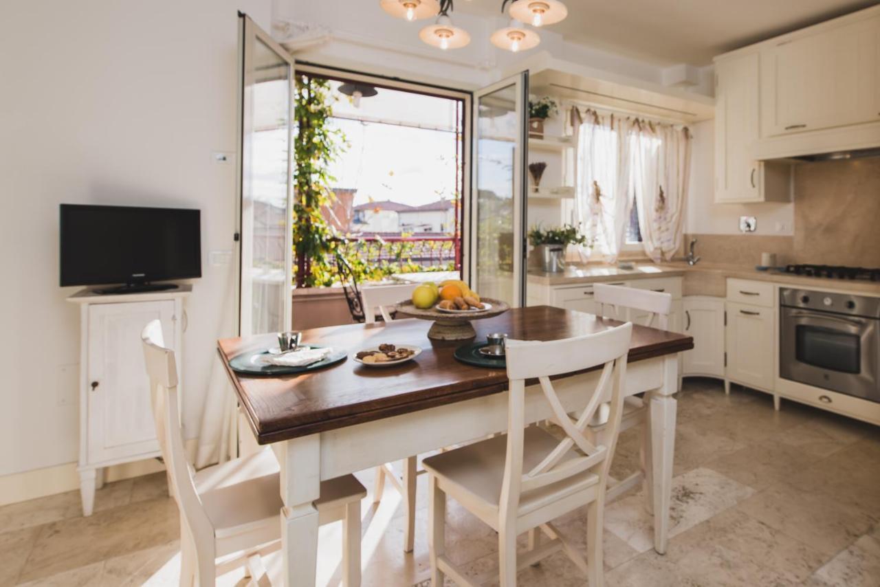 Corso Emanuele Apartments Сан-Винченцо Экстерьер фото